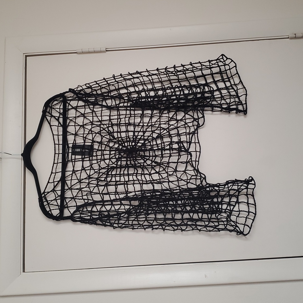 Hot Topic Black and Red Mesh Crop Top - Picture 10 of 16